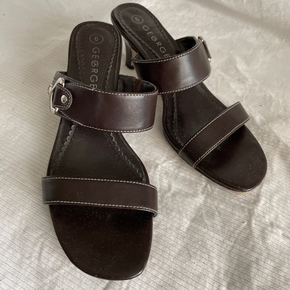 Nice Brown heeled Sandals